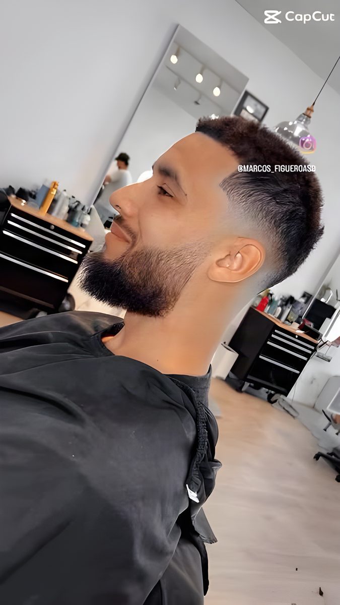 Beard line-up close up